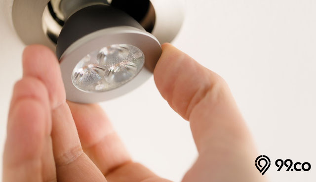 Lampu Led Bulat Vario. 7 Cara Memperbaiki Lampu LED Bermasalah di Rumah. Tidak Perlu Beli Baru!
