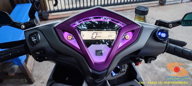 Speedometer Custom Vario 125. Penampakan modif Honda Vario 125 old pakai speedometer digital Vario baru