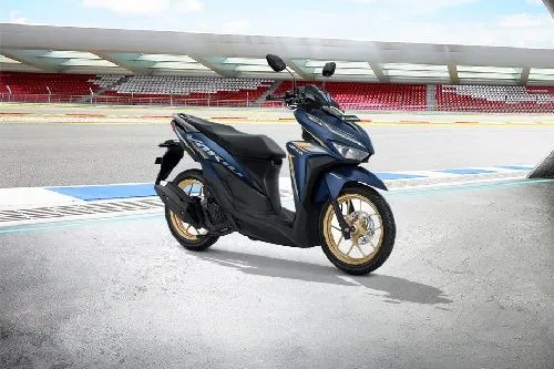 Gambar Motor Vario Techno Baru. Honda Vario 125 2022 Harga OTR, Promo Agustus, Spesifikasi & Review