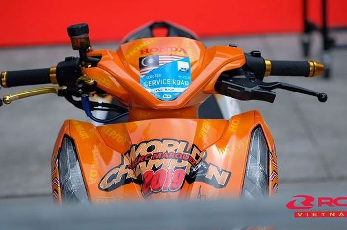 Honda Vario 150 Racing Boy. Bikin Pangling, Modifikasi Honda Vario 150 Berbalut Decal Juara MotoGP 2019 Marc Marquez