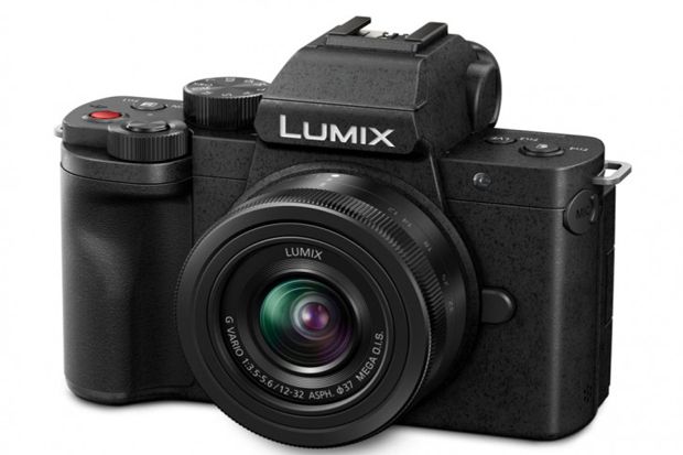 Panasonic Jadikan Kamera Lumix G100 sebagai 'Pembunuh' Smartphone